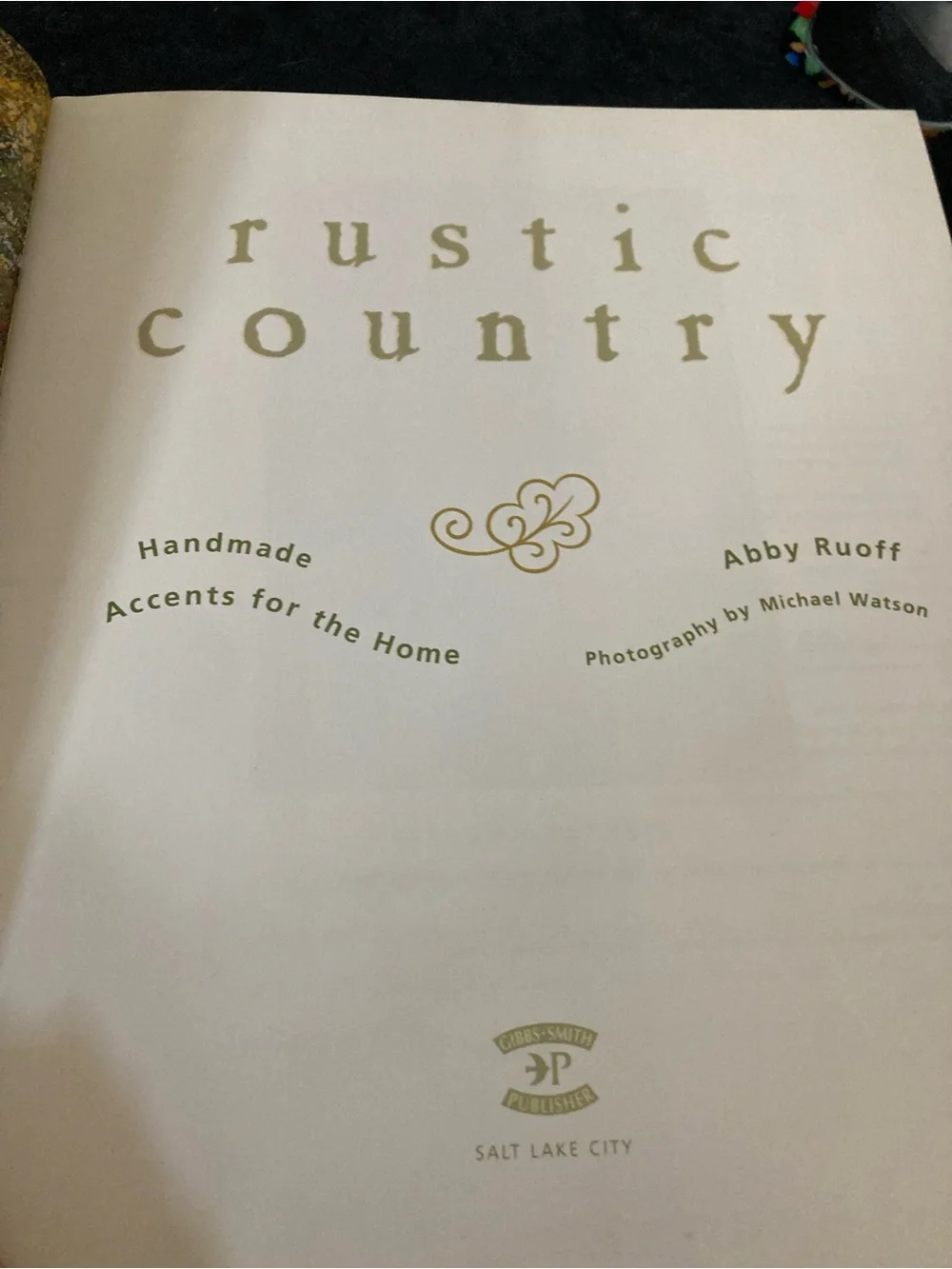 Rustic Country Coffee Table Craft Book Handmade Accents for the Home